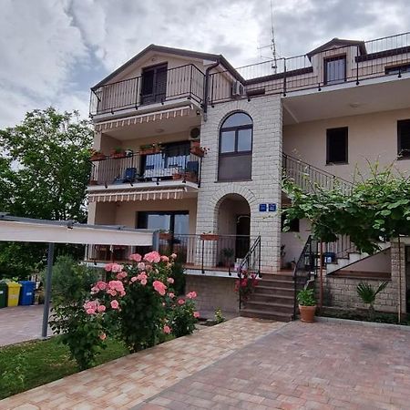 Nadija Rooms Funtana Exterior foto
